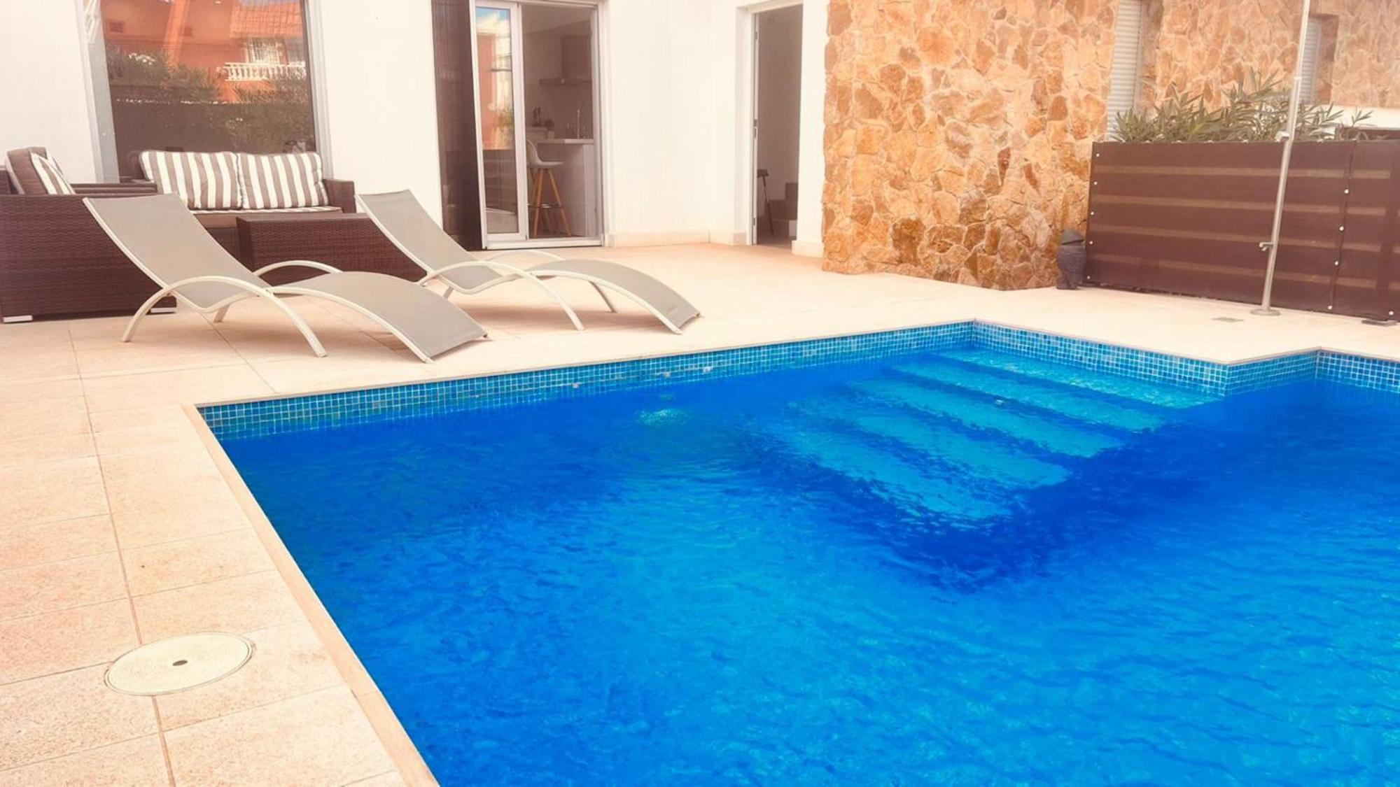 Luxury Villa Torrevieja With Swimmingpool Kültér fotó
